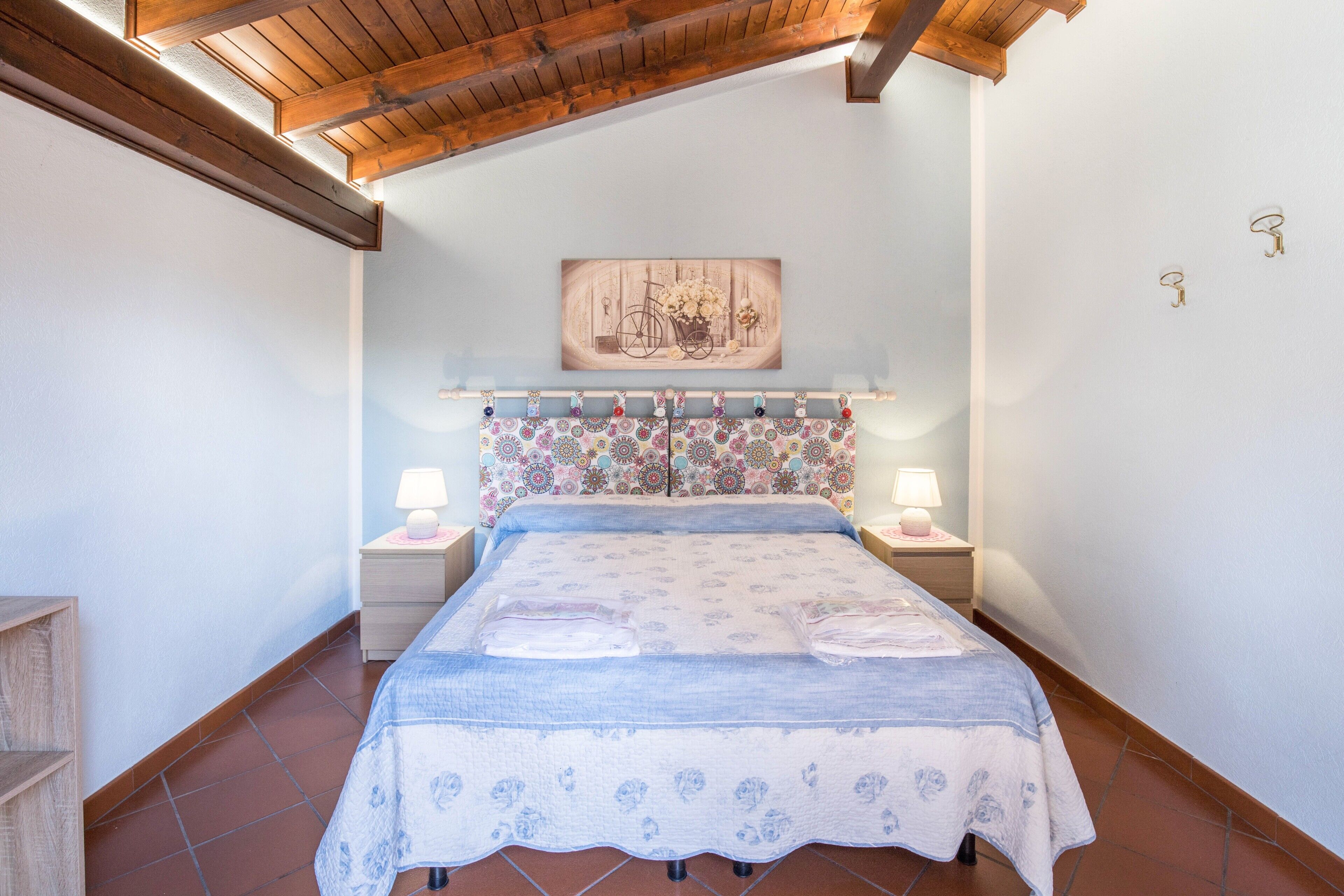 1 slaapkamer, een strijkplank/strijkijzer, gratis wifi, beddengoed