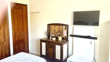 4 chambres, fer et planche Ă repasser, Wi-Fi gratuit, draps fournis