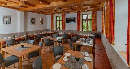 Doppelzimmer DZ - Haus Weyregg - Frühstückspension