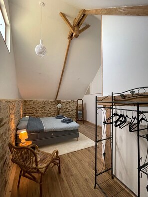 3 bedrooms, iron/ironing board, travel crib, free WiFi