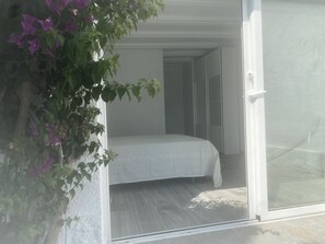 3 camere, Wi-Fi (a pagamento)