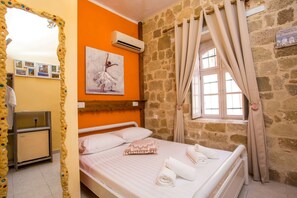 1 makuuhuone, tallelokero huoneessa, vauvan matkasänky, Wi-Fi