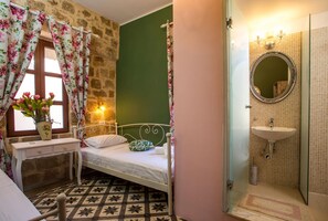1 chambre, coffres-forts dans les chambres, lit parapluie, Wi-Fi