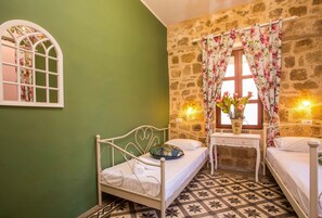 1 bedroom, in-room safe, travel cot, WiFi