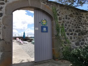 Exterior detail - Family cottage with yard, ping-pong, near Lyon and Clermont-Ferrand (Mézères)