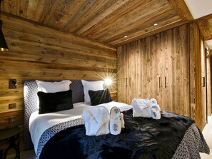 4 habitaciones, wifi gratis y ropa de cama 