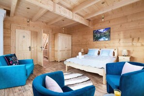 6 makuuhuonetta, silitysrauta/-lauta, Wi-Fi, vuodevaatteet