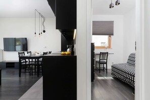 Flat-screen TV, offices