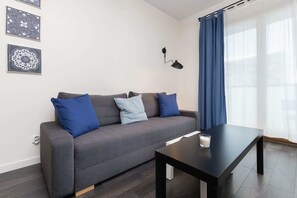 Télévision à écran plat, espaces bureaux