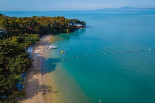 Beach nearby, beach towels
