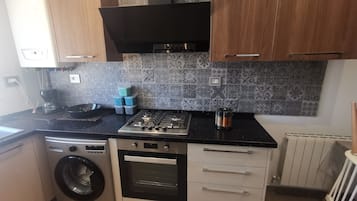 微波爐、焗爐、咖啡機/沖茶器、廚房用具/餐具/器皿