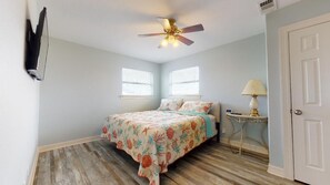 4 bedrooms, WiFi - A Wave From Everything (Bolivar Peninsula)