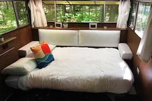 Wifi gratis y ropa de cama
