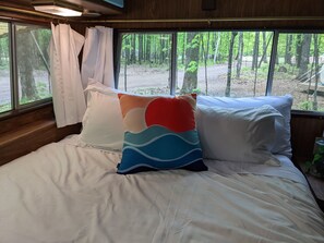 Free WiFi, bed sheets - Luxury Glamping w/Resort Access Included, Site 3 (Phelps)