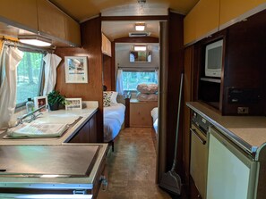 Memory foam beds, free WiFi, bed sheets - Luxury Glamping w/Resort Access Included, Site 13 (Phelps)