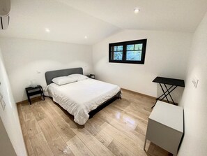 3 bedrooms, iron/ironing board, free WiFi - Villa Bois 110m2 Dans Village de Vacances Bassin Darcachon Proche des Plages (Gujan-Mestras)