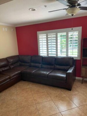 تفاصيل الفندق من الداخل