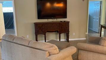 House | Living area | 43-inch flat-screen TV with cable channels, TV, offices