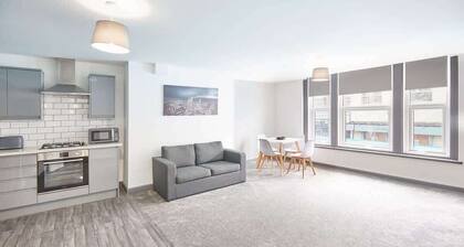 Host & Stay | Apartment 2 @ Clarendon