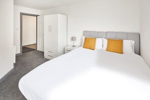 2 bedrooms, WiFi, bed sheets