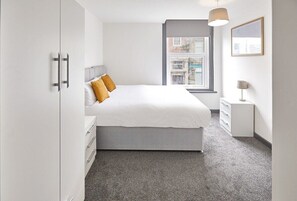 2 bedrooms, WiFi, bed sheets