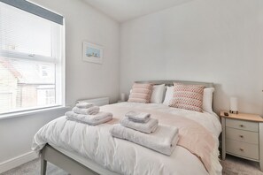 1 bedroom, iron/ironing board, travel crib, free WiFi