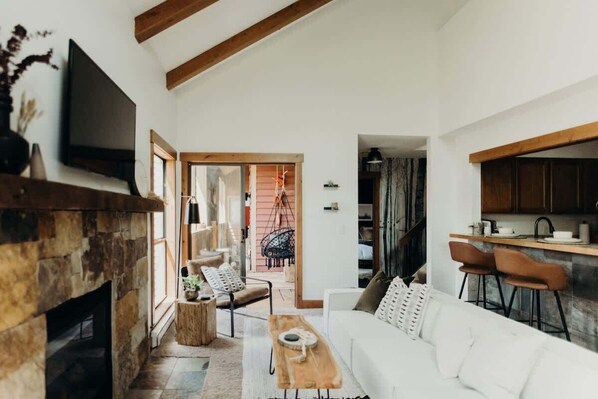 TV, fireplace, offices - Prime Location | Luxurious condo | .4mi to Main St (Breckenridge)