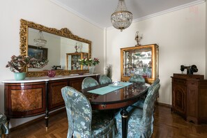 Televisión de pantalla plana