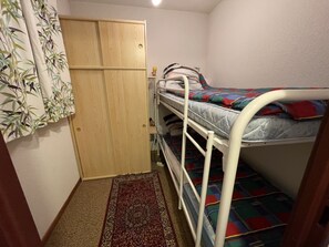 1 quarto
