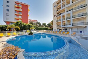 Pool - ARMAÇÃO DE PERA CENTRAL by HOMING (Armação de Pêra)