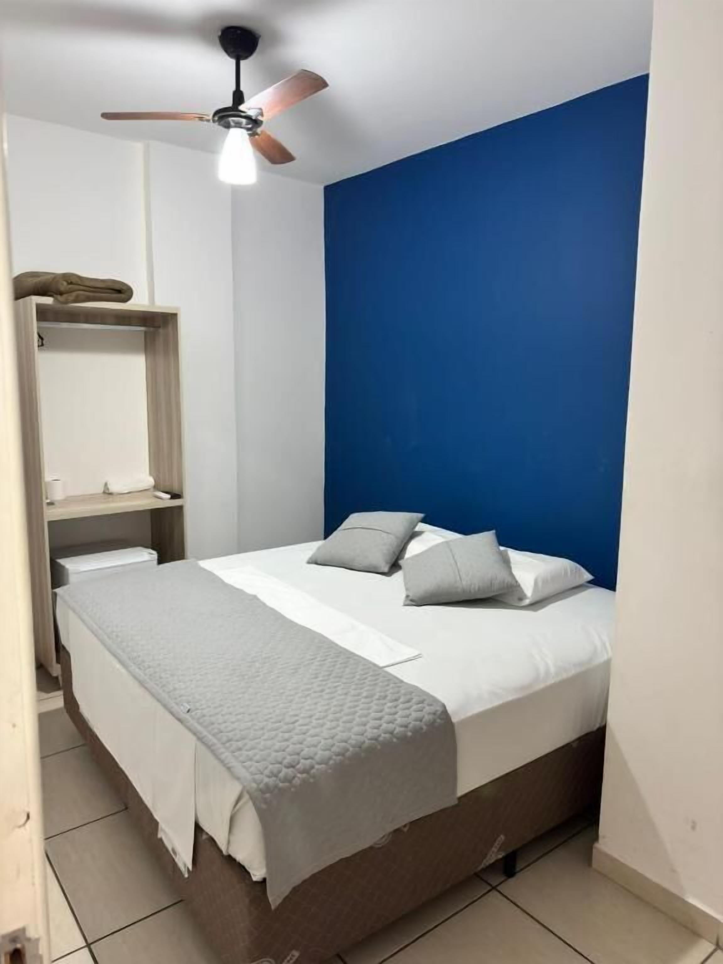 Literie hypoallergénique, Wi-Fi gratuit, draps fournis