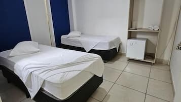 Standard Twin Room | Hypo-allergenic bedding, free WiFi, bed sheets