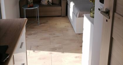 Mini Piso with parking in quiet area. 10 km to Saltmine and 20 km to Krakow