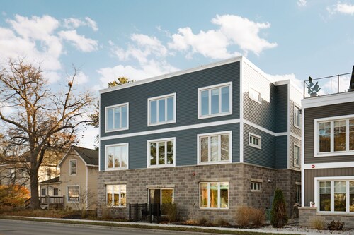 Bluewater Zen - Downtown Traverse City Condo