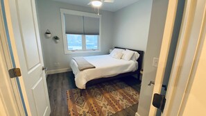 2 bedrooms, iron/ironing board, travel crib, free WiFi