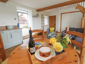 Cottage | Dining - Shires Rest (Sturminster Newton)