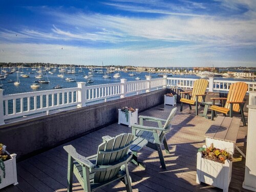 Newport, RI Inn on Long Wharf 1 bedroom by Wyndham