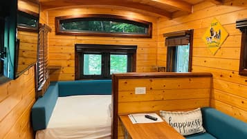 Cowgirl | Living area