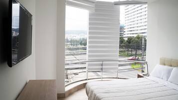 1 多间卧室、客房内保险箱、熨斗/熨衣板、旅行婴儿床