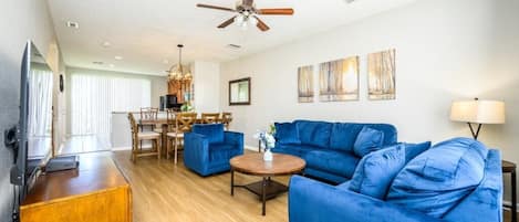 TV, videogames, pebolim