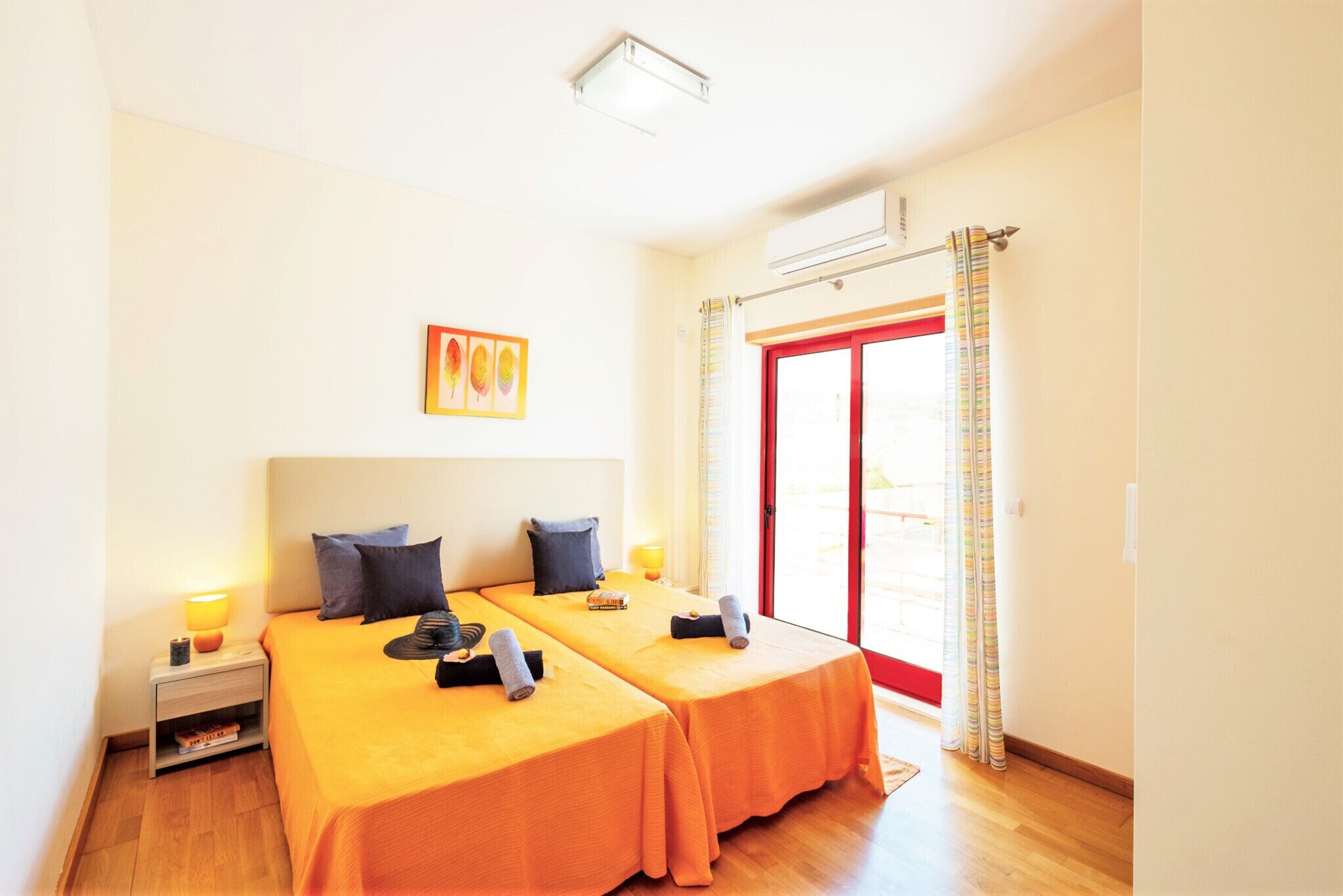 3 bedrooms, in-room safe, iron/ironing board, free WiFi