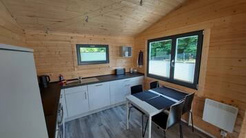 Kühlschrank, Ofen, Geschirrspüler, Toaster