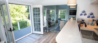 Waterfront Coastal Cottage in Kennebunk, Maine