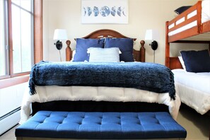 3 bedrooms, iron/ironing board, free WiFi, bed sheets