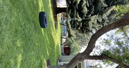 Family home located in cute Idaho town!