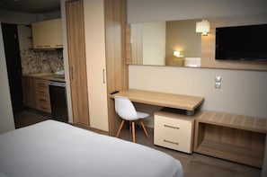 In-room safe, blackout curtains, soundproofing, free WiFi - RIVIERA OLYMPUS GODS (Katerini)