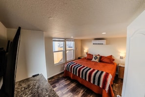 2 habitaciones, escritorio, wifi gratis y ropa de cama 