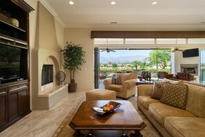 Smart TV, fireplace, music library, stereo