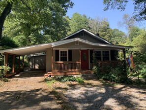 Exterior - House in the Bamboo Forest (Asheville)