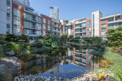 ❤️ Heart of the City ❤️
Arena/Gastown/Chinatown
Pool, Gym, Sauna, Hot Tub